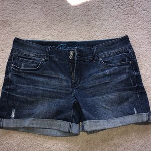 Delia’s -Bailey style Jean shorts